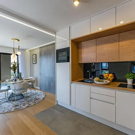 Apartman New Luxury Leonarda